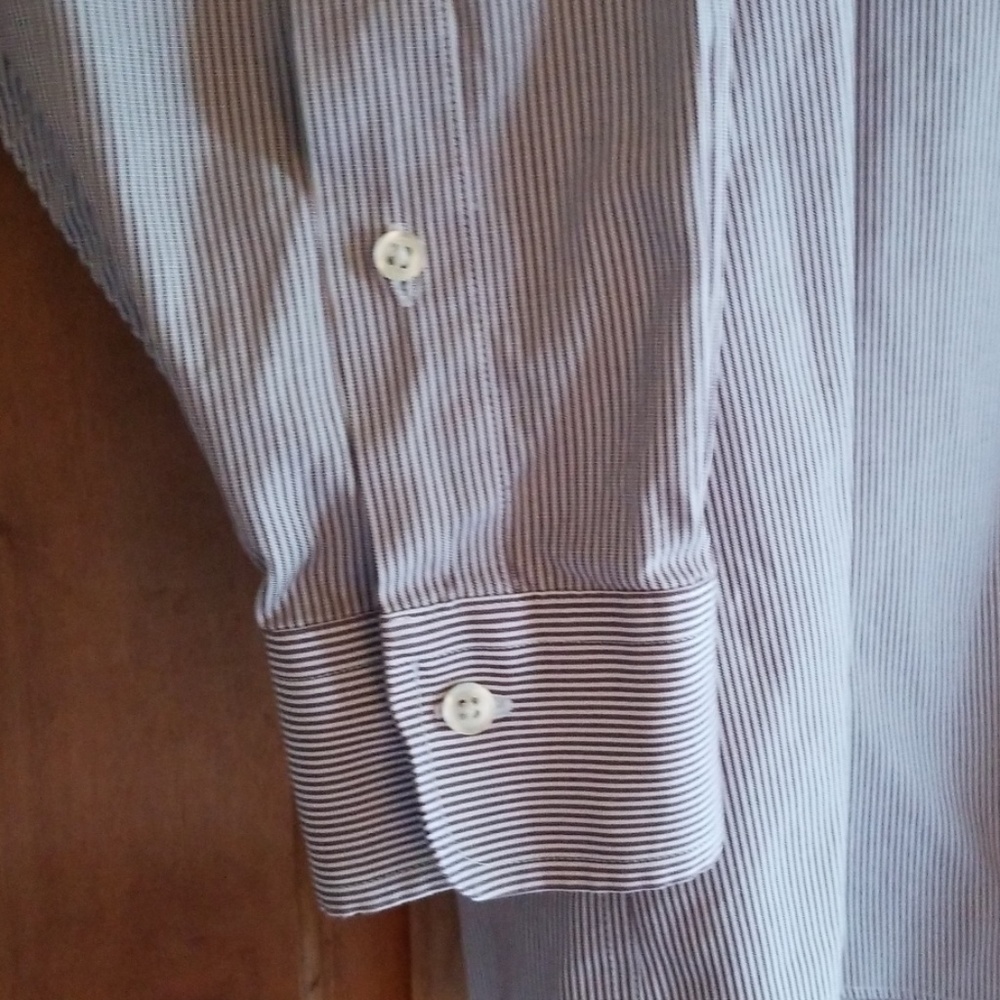 Joseph A Bank Men's Shirt - Picture 2 of 6